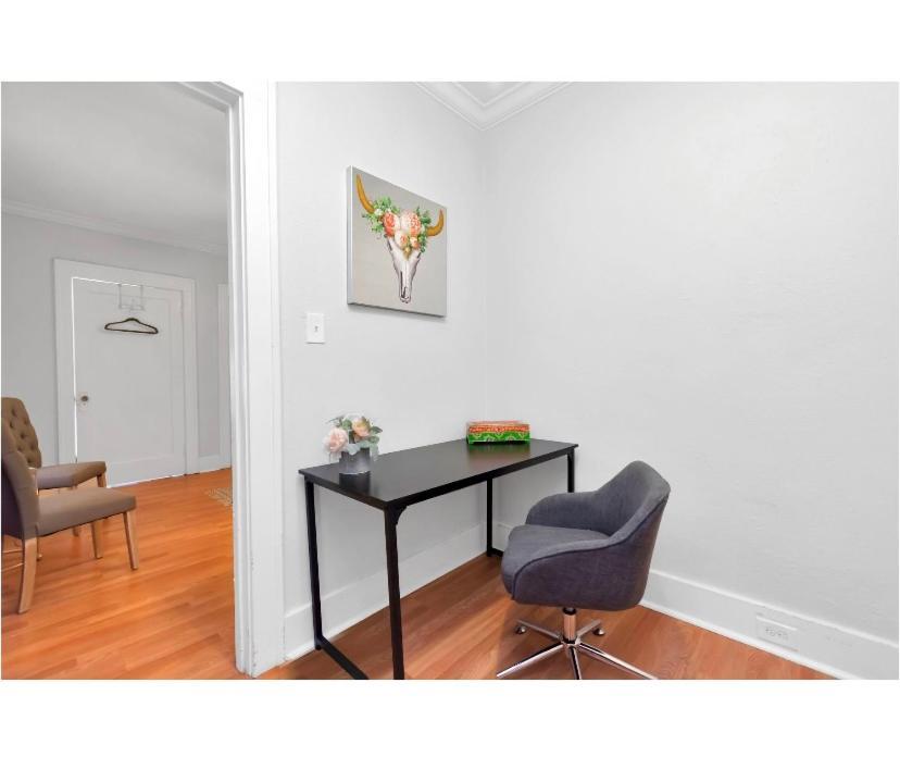 Cozy Downtown Studio By Toyota Center Χιούστον Εξωτερικό φωτογραφία